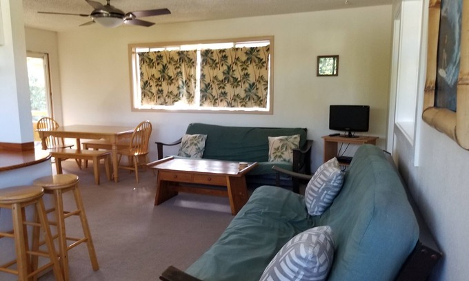 Pupukea House | Prime Location Steps from Sunset Point Beach – Guest Rated 10/10