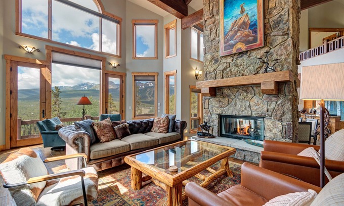 Baldy Mountain House | Unbeatable Views in Breck with Spa & Hot Tub Access