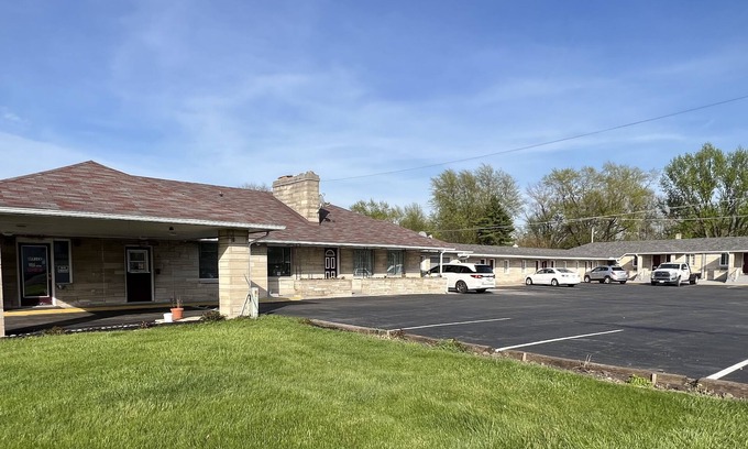Muncie Hotel | Best Way Inn