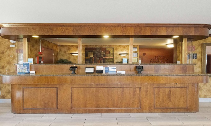 Jackson Hotel | Discover Comfort at Best Western Amador Inn with Pool & Spa
