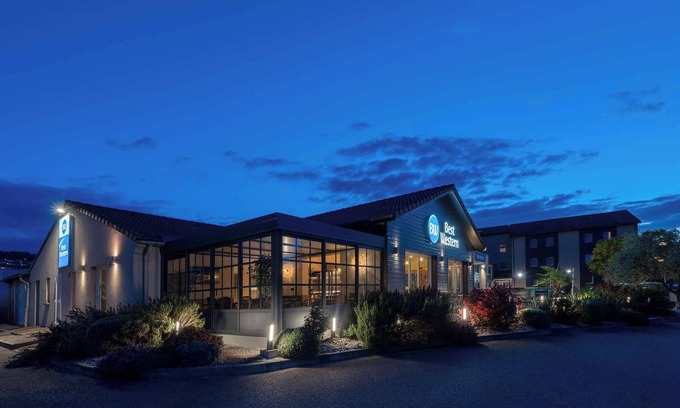 Bourgoin-Jallieu Hotel | Top-Rated Best Western Bourgoin Jallieu with Family Amenities