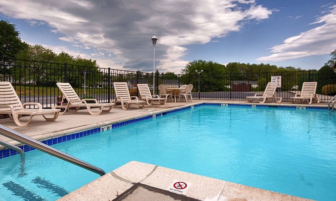 Carlisle Hotel | Family-Friendly Stay at Best Western Carlisle with Pool & Spa