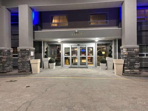 Dawson Creek Hotel | Discover Holiday Inn Express Dawson Creek: Family-Friendly Comfort