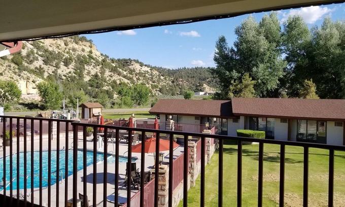 Zion National Park East Entrance Hotel | Eco-Friendly Retreat at Best Western East Zion Thunderbird Lodge