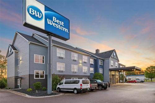 Eau Claire Hotel | Ideal Stay at Best Western Eau Claire South: Pet Friendly & Accessible