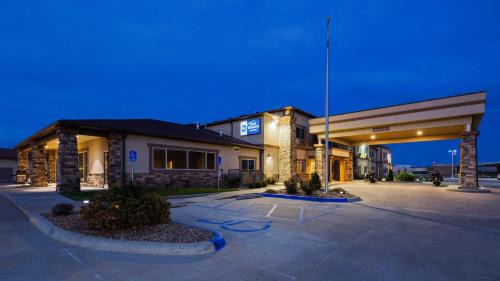 Scott City Hotel | Comfortable Stay at Best Western El-Quartelejo Inn & Suites