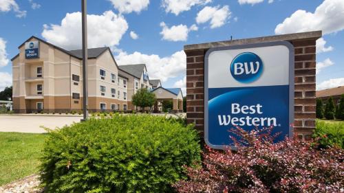 Simonton Lake Hotel | Ideal Stay at Best Western Elkhart Inn & Suites with Pool