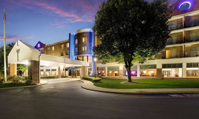 Sayre Hotel | Comfortable Stay at Best Western Grand Victorian Inn
