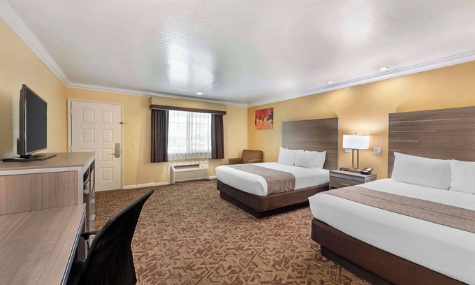 Hanford Hotel | Discover Comfort at Best Western Hanford Inn with Pool & Spa