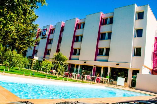 Lattes Hotel | Relax at Best Western Hotelio Montpellier Sud with Pool & Views