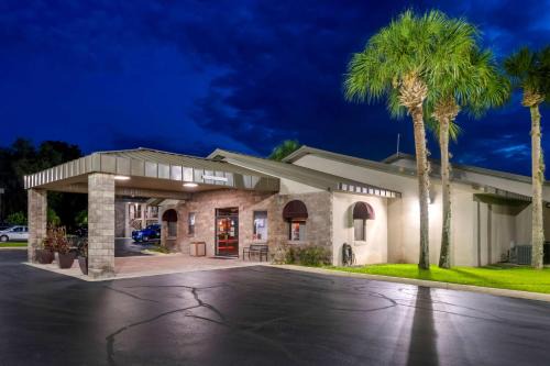 East Palatka Hotel | Discover Family-Friendly Comfort at Best Western Inn Of Palatka
