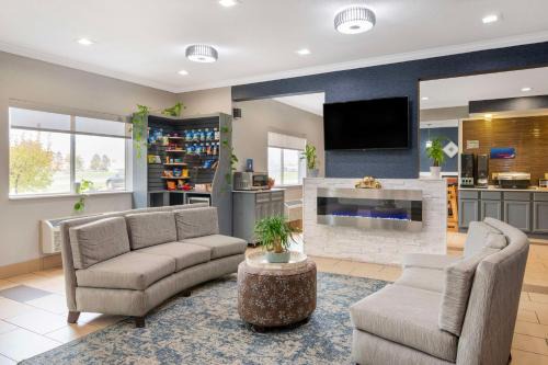 Kokomo Hotel | Welcoming Best Western Kokomo Hotel with Pool & Breakfast