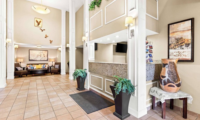 Okmulgee Hotel | Top-Rated Best Western Okmulgee: Pool, Restaurant & Breakfast