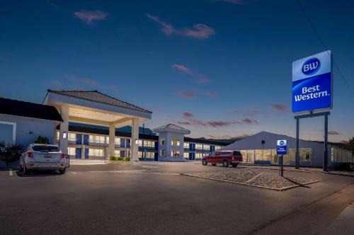 Nephi Hotel | Discover the Best Western Paradise Inn with Pool Access