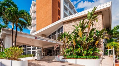 Mid Beach Resort | Relax at Best Western Plus Atlantic Beach Resort with Ocean Views