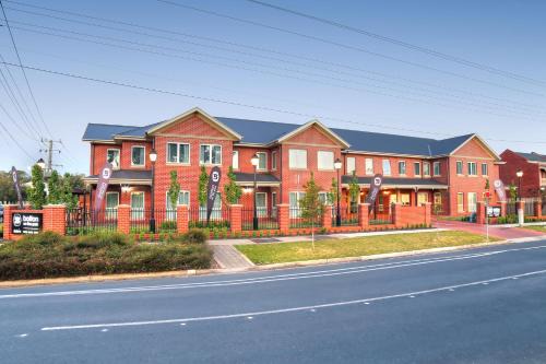 Wagga Wagga Hotel | Top-Rated Best Western Plus Bolton on the Park Getaway