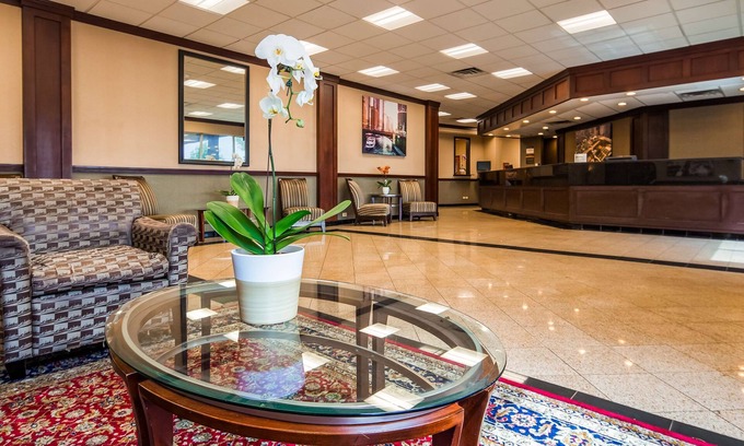 Hillside Hotel | Comfortable Stay at Best Western Plus Chicago Hillside Hotel