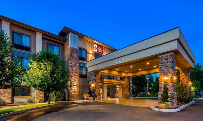 Dayton Hotel | Pet Friendly Retreat at Best Western Plus Dayton - 9/10 Rating