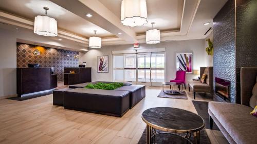 Dilley Hotel | Enjoy Family-Friendly Amenities at Best Western Plus Dilley Inn