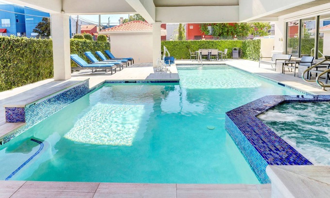 Montrose Hotel | Top-Rated Best Western Plus Downtown Inn & Suites Retreat