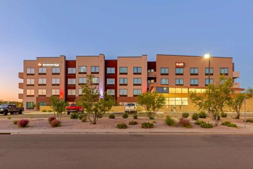 Deer Valley Hotel | Inviting Best Western Plus Executive Residency in Phoenix North