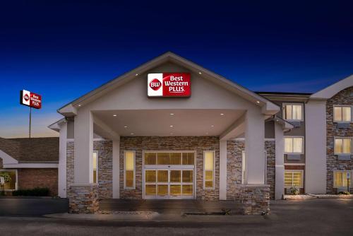 Flint Hotel | Discover Comfort at Best Western Plus Flint Airport Inn & Suites