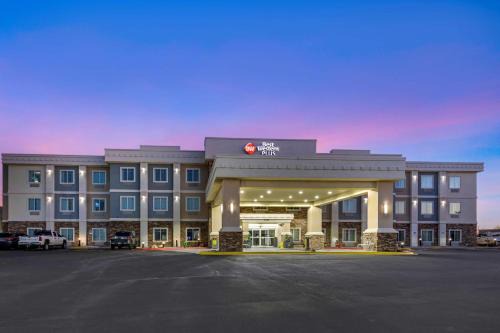 Fort Stockton Hotel | Pet Friendly Retreat at Best Western Plus Fort Stockton