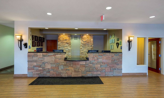 Frontier Hotel | Discover Best Western Plus Fossil Country Inn & Suites