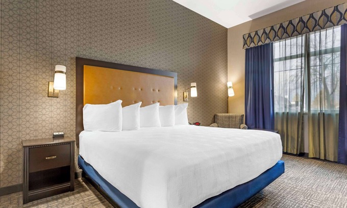 Grant Creek Hotel | Top Rated Best Western Plus Grant Creek Inn with Great Amenities