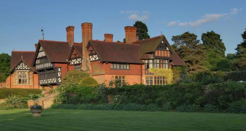 London Borough of Harrow Hotel | Discover Best Western PLUS Grim's Dyke Hotel - 4-Star Comfort