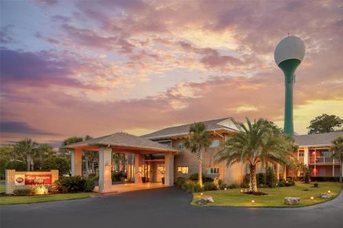 Jekyll Island Hotel | Pet-Friendly Seafarer Inn & Suites with Oceanfront Views