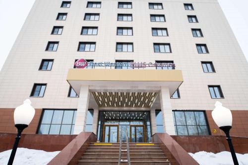 Oskemen Hotel | Guest Rated: Best Western Plus Oskemen with Complimentary Breakfast