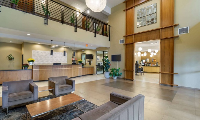 Lacey Hotel | Top-Rated Best Western Plus Lacey Inn & Suites Awaits You