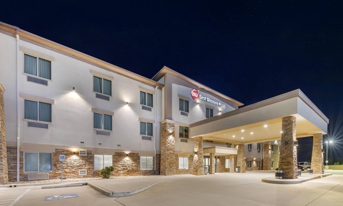 Pauls Valley Hotel | Discover Best Western Plus Pauls Valley: Family-Friendly Stay