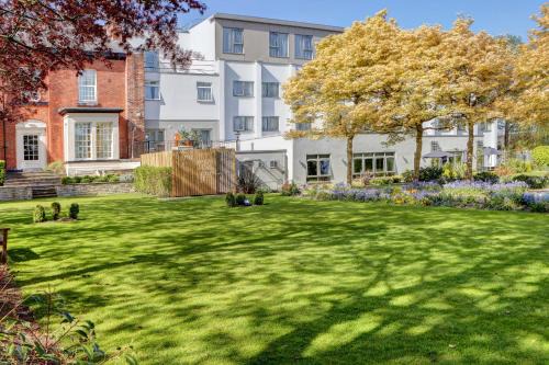 Handforth Hotel | Comfortable Stay at Best Western Plus Pinewood Hotel