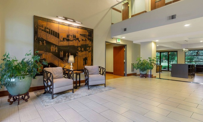 Kent Hotel | Top-Rated Stay at Best Western Plus Plaza by the Green