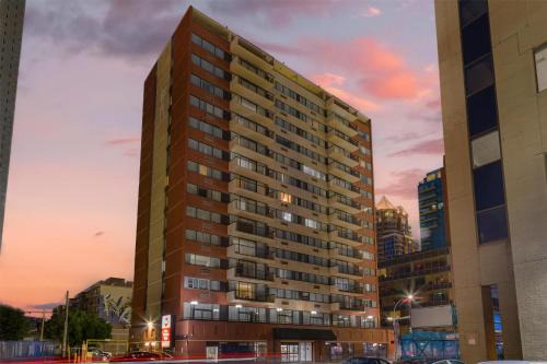 Connaught Hotel | Ideal Stay at Best Western Plus Suites Downtown Calgary