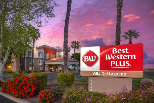 Patterson Hotel | Cozy Best Western Plus Villa Del Lago Inn with Ocean View