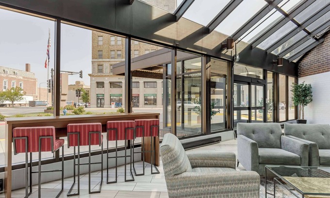Waterloo Hotel | Ideal Stay at Best Western Plus Executive Residency