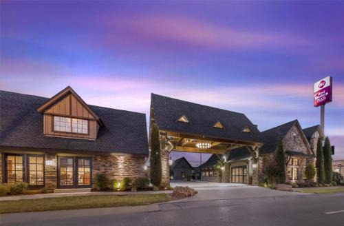 Weatherford Hotel | Relax at Best Western Plus Weatherford - Rated 8.9/10