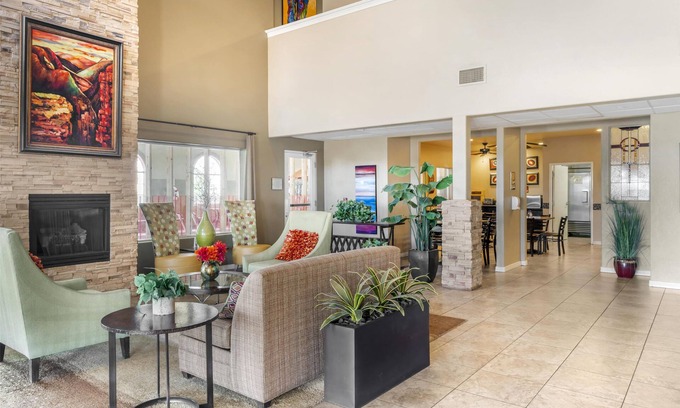 Winslow Hotel | Experience Comfort at Best Western Plus Winslow Inn