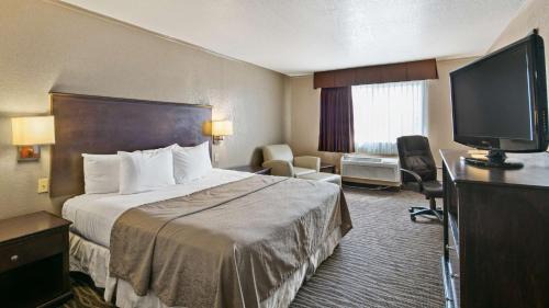 Rio Vista Hotel | Oceanfront Comfort at Best Western San Marcos Hotel
