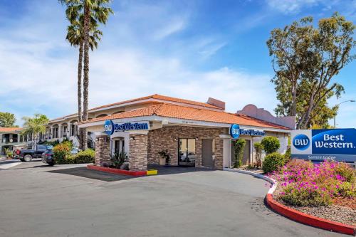 Santee Hotel | Discover Best Western Santee Lodge: Pet-Friendly Retreat