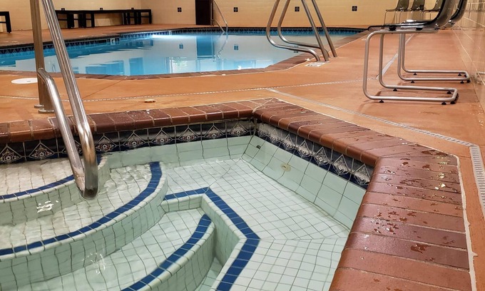 Cle Elum Hotel | Experience Comfort at Best Western Snowcap Lodge - 9/10 Rating