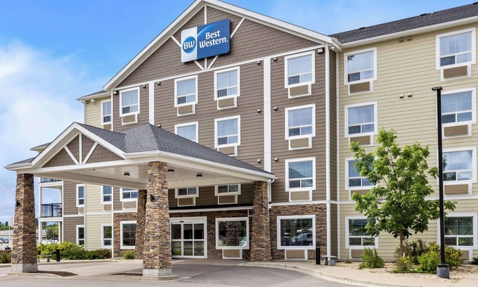 Thompson Hotel | Premier Stay at Best Western Thompson Hotel & Suites
