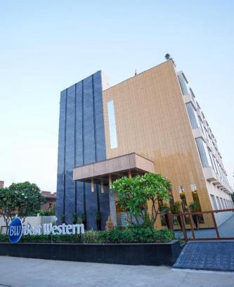 Vrindavan Hotel | Discover Best Western Vrindavan: Rated 9.1/10 with Dining
