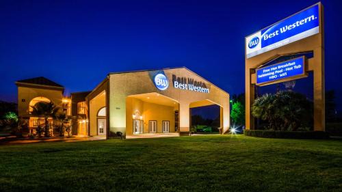 Yuba City Hotel | Comfortable Stay at Best Western Yuba City Inn with Pool