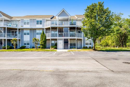 Ocean View Apartment | Pet-Friendly Retreat at Bethany Bay - Highly Rated 9/10