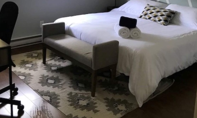 Dieppe Apartment | Bethel Private room in Downtown, Dieppe I AM 001