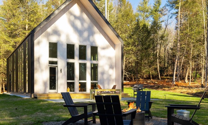 Jeffersonville House | Discover The Hemlock House: A-Frame Retreat Near Bethel Woods